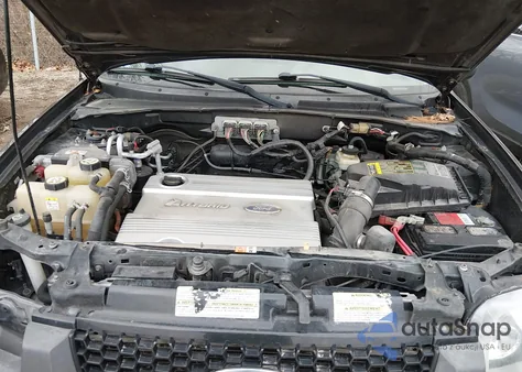 2006 Ford Escape Hybrid z USA, uszkodzony, nr VIN 1FMCU95H96KC44338